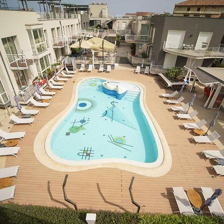 Hotel Malavoglia アーチ・カステッロ エクステリア 写真