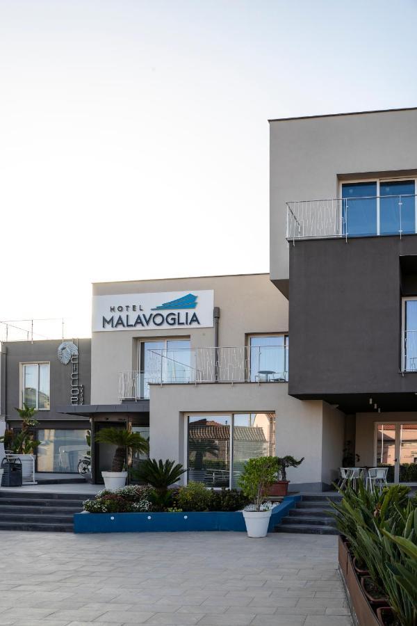 Hotel Malavoglia アーチ・カステッロ エクステリア 写真