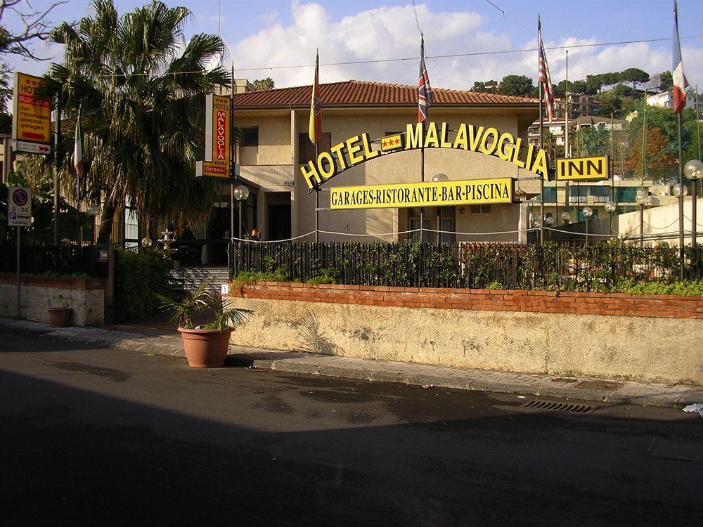 Hotel Malavoglia アーチ・カステッロ エクステリア 写真